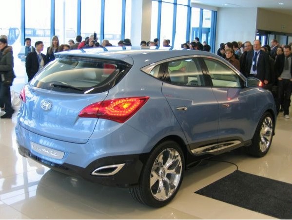 Imagine atasata: hyundai_hed_6_ix_onic_concept2.jpg