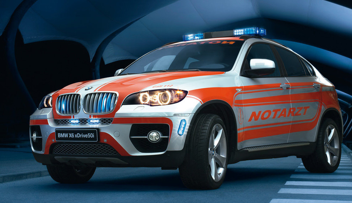 Imagine atasata: x6_ambulanta.jpg