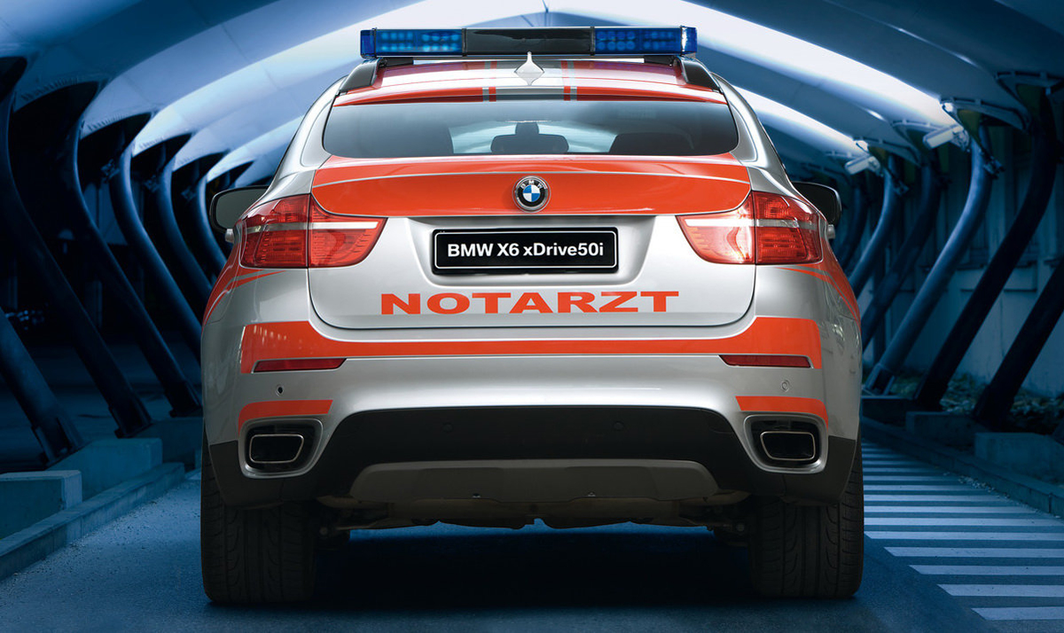 Imagine atasata: x6_ambulanta_2.jpg