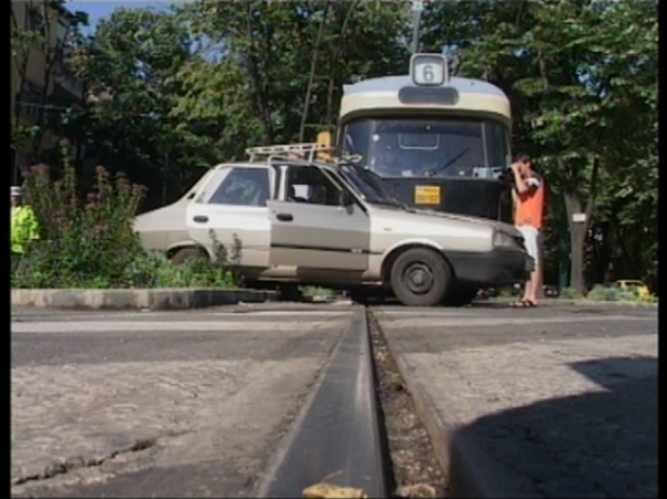 Imagine atasata: accidentmasinatramvai06_b.jpg