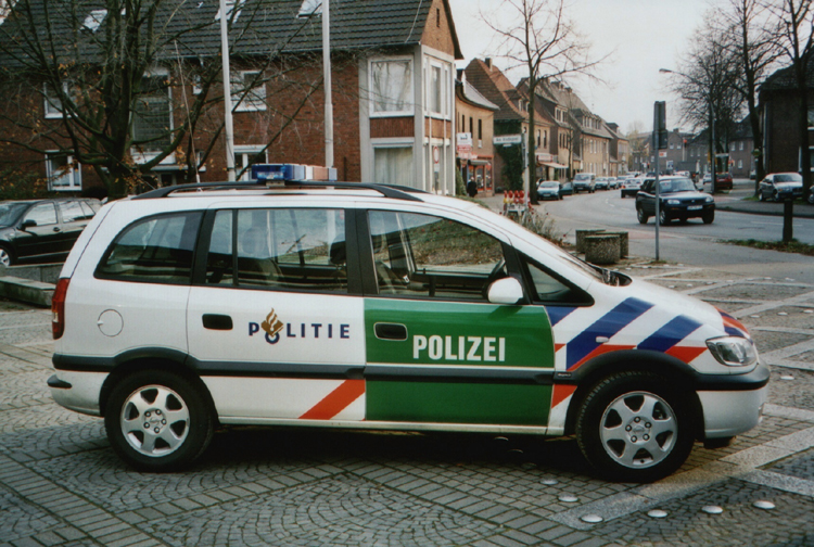 Imagine atasata: Opel_Zafira_A_2000_Foto_G_Wittag_01251.JPG