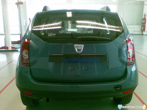 Imagine atasata: dacia_suv_2_500x375.jpg