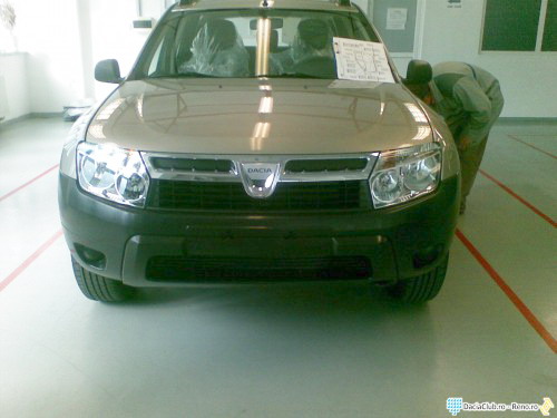 Imagine atasata: dacia_suv_3_500x375.jpg