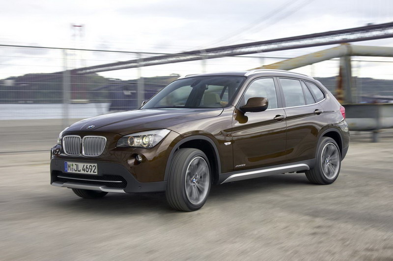 Imagine atasata: bmw_x1_1.jpg