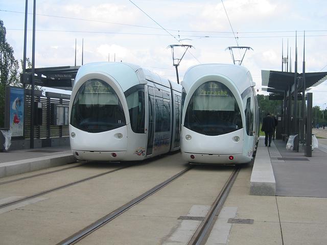 Imagine atasata: Tram_lyon_04.jpg